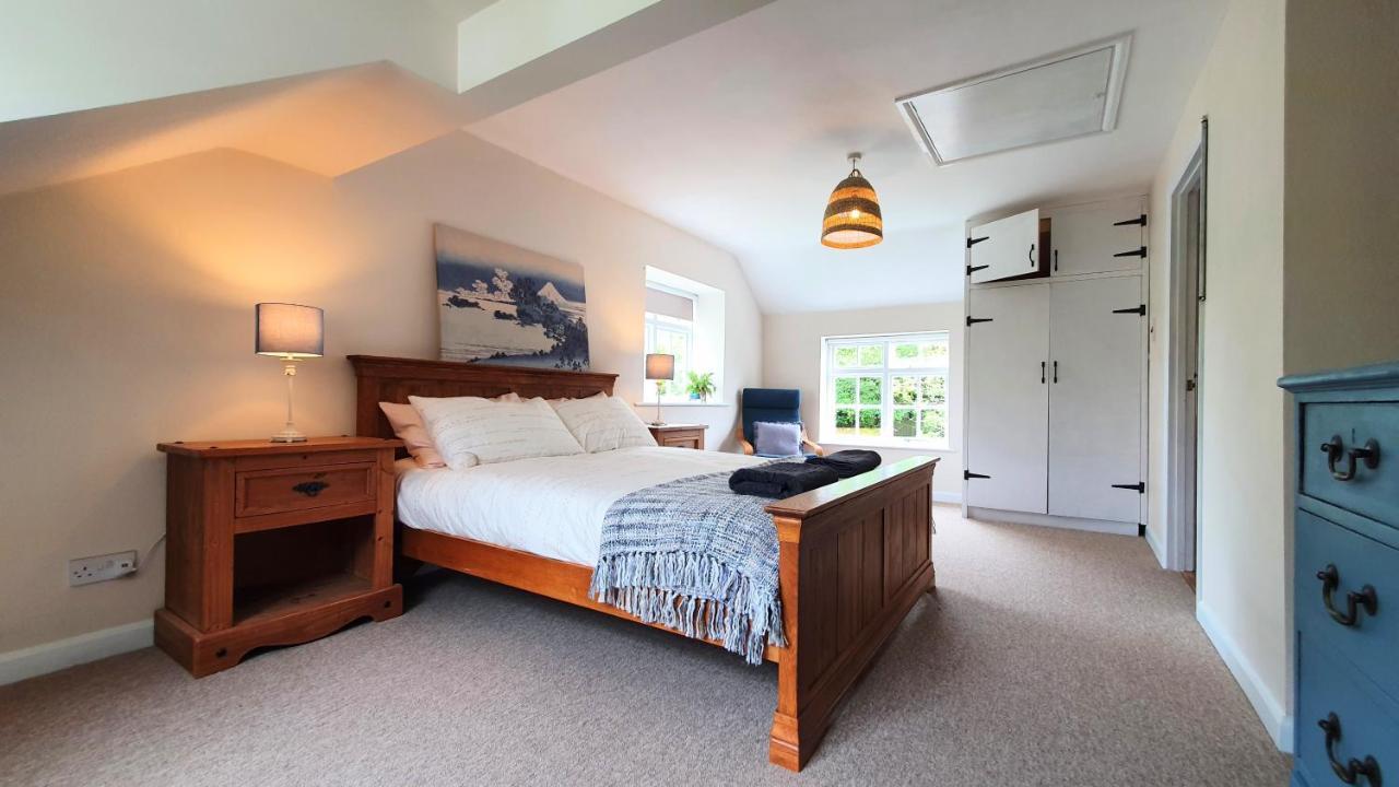 Glenfield Cottage - Secluded Luxury Deep In The Oxfordshire Countryside Wilcote Exterior photo